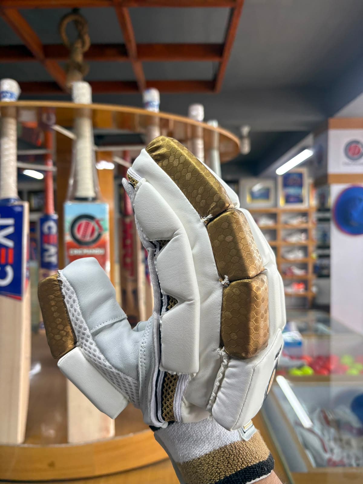 SILVER EDITION BATTING GLOVES  view 2