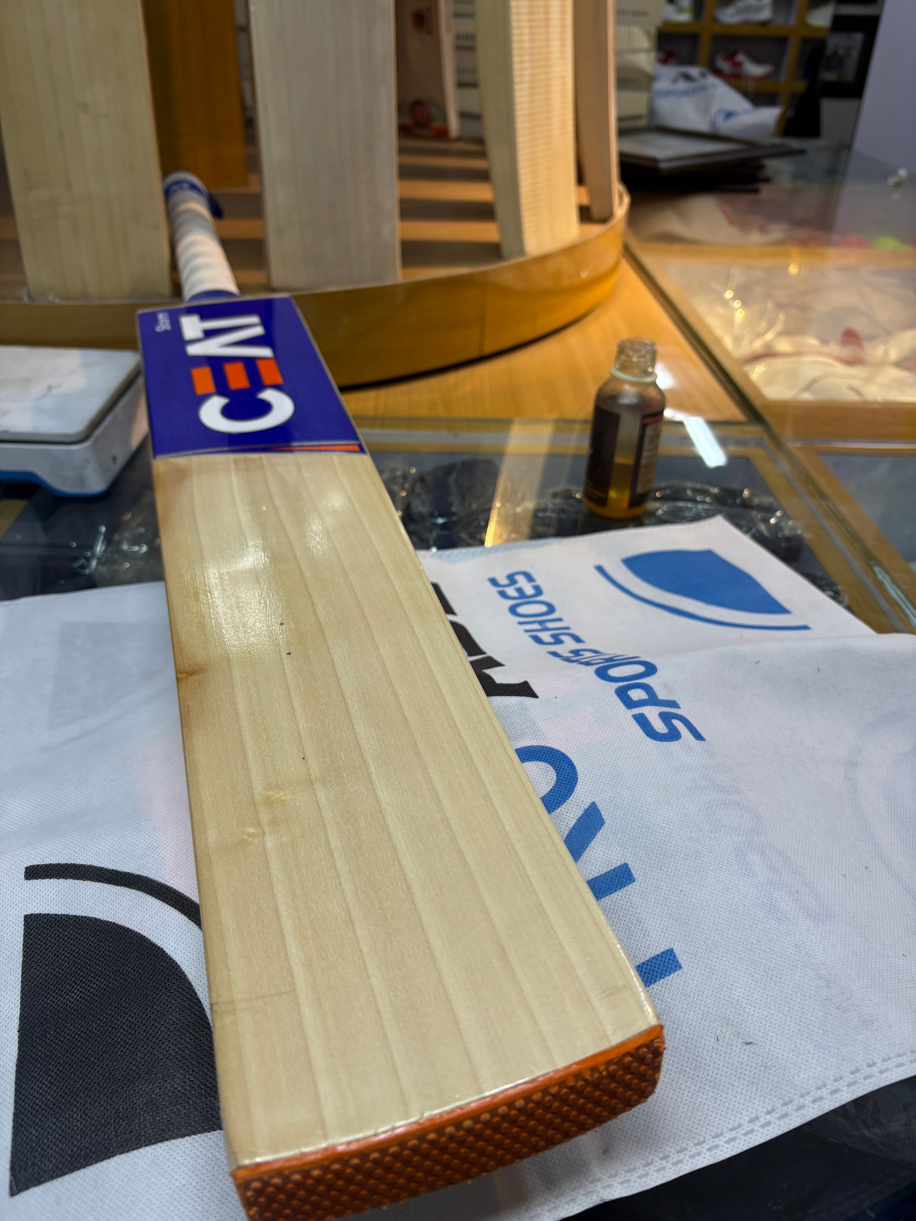 CEAT STORM ENGLISH WILLOW BAT  view 2