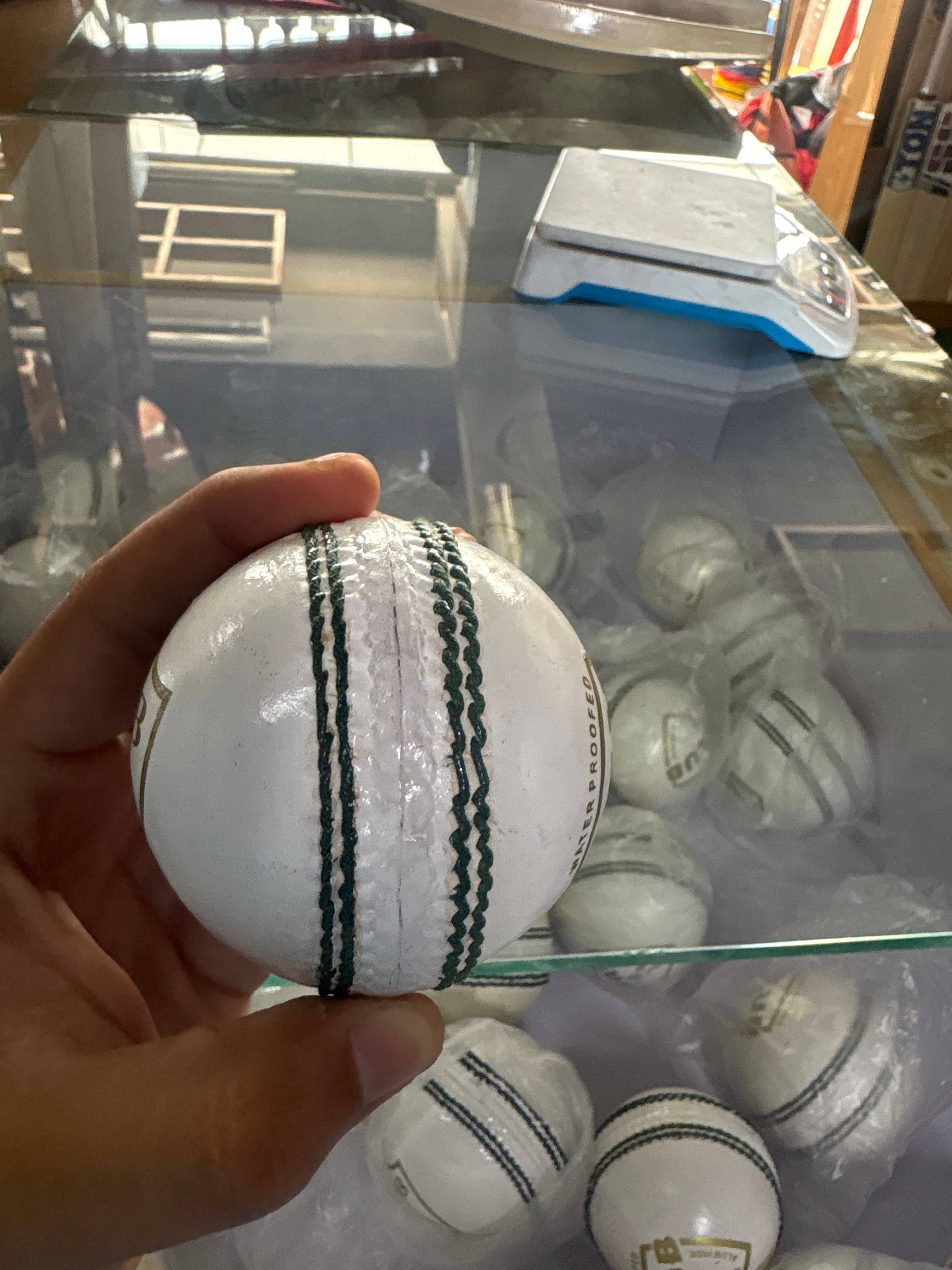 BALL CLUB WHITE  view 2