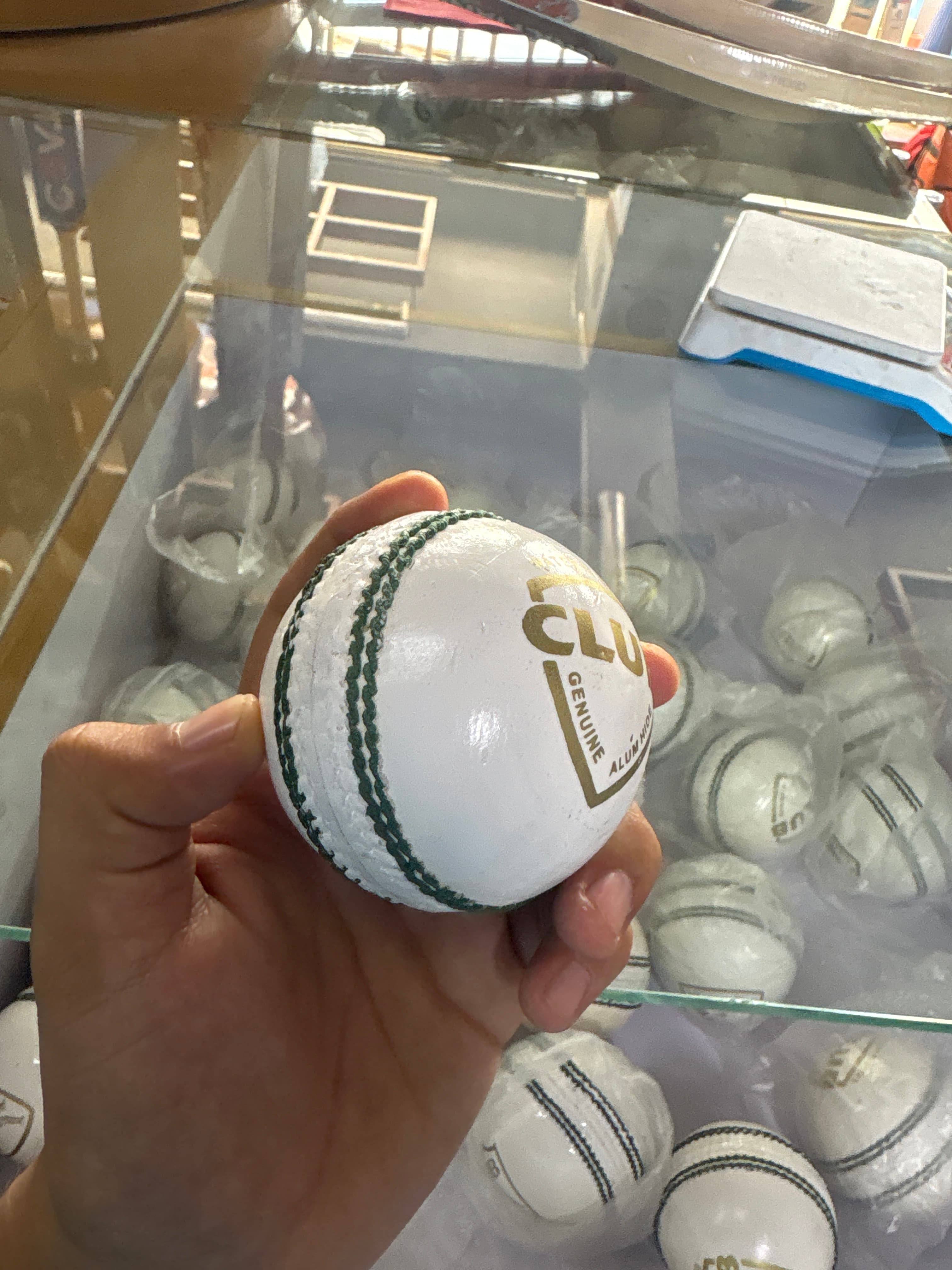 BALL CLUB WHITE  view 3
