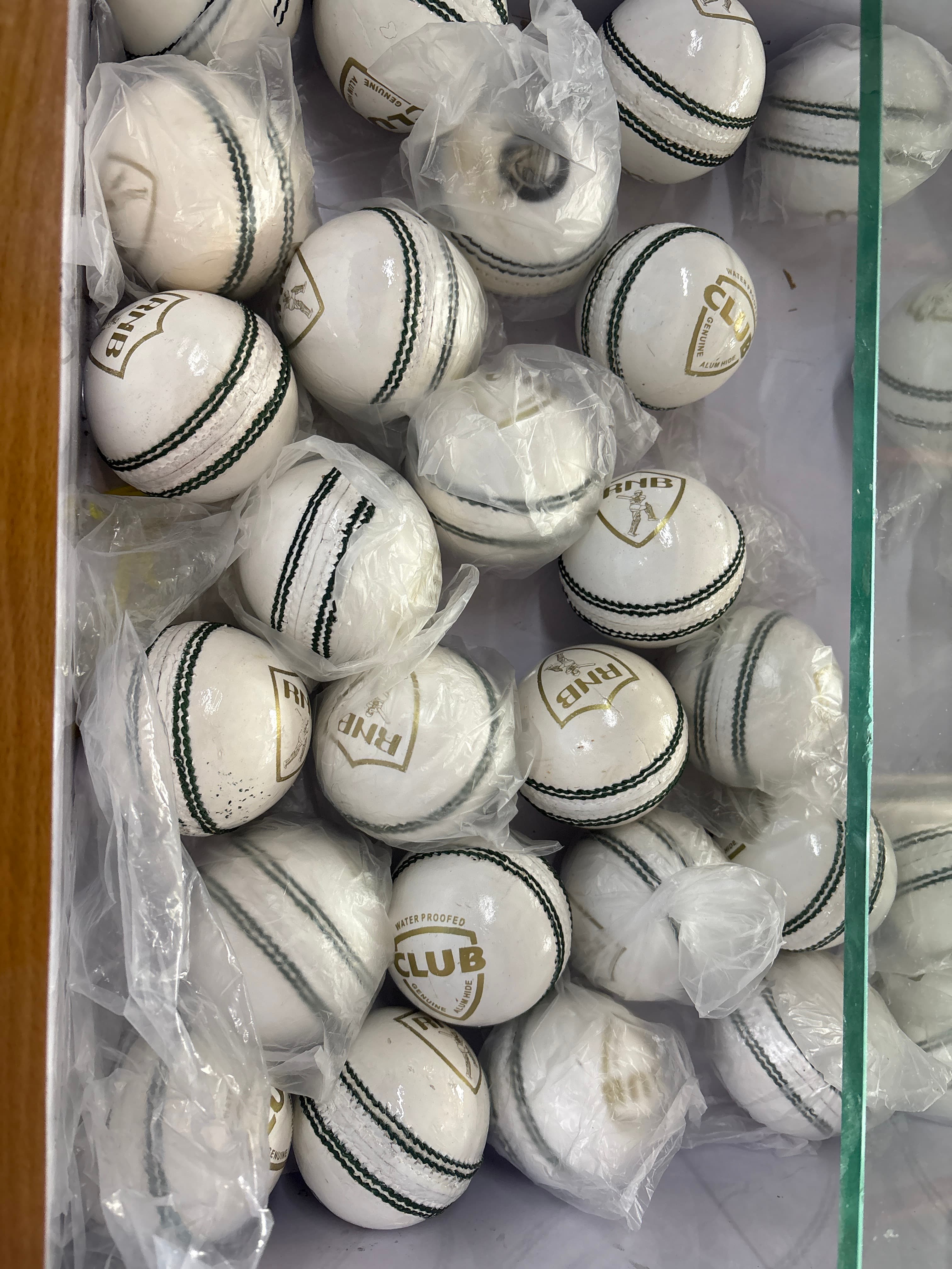 BALL CLUB WHITE  view 4