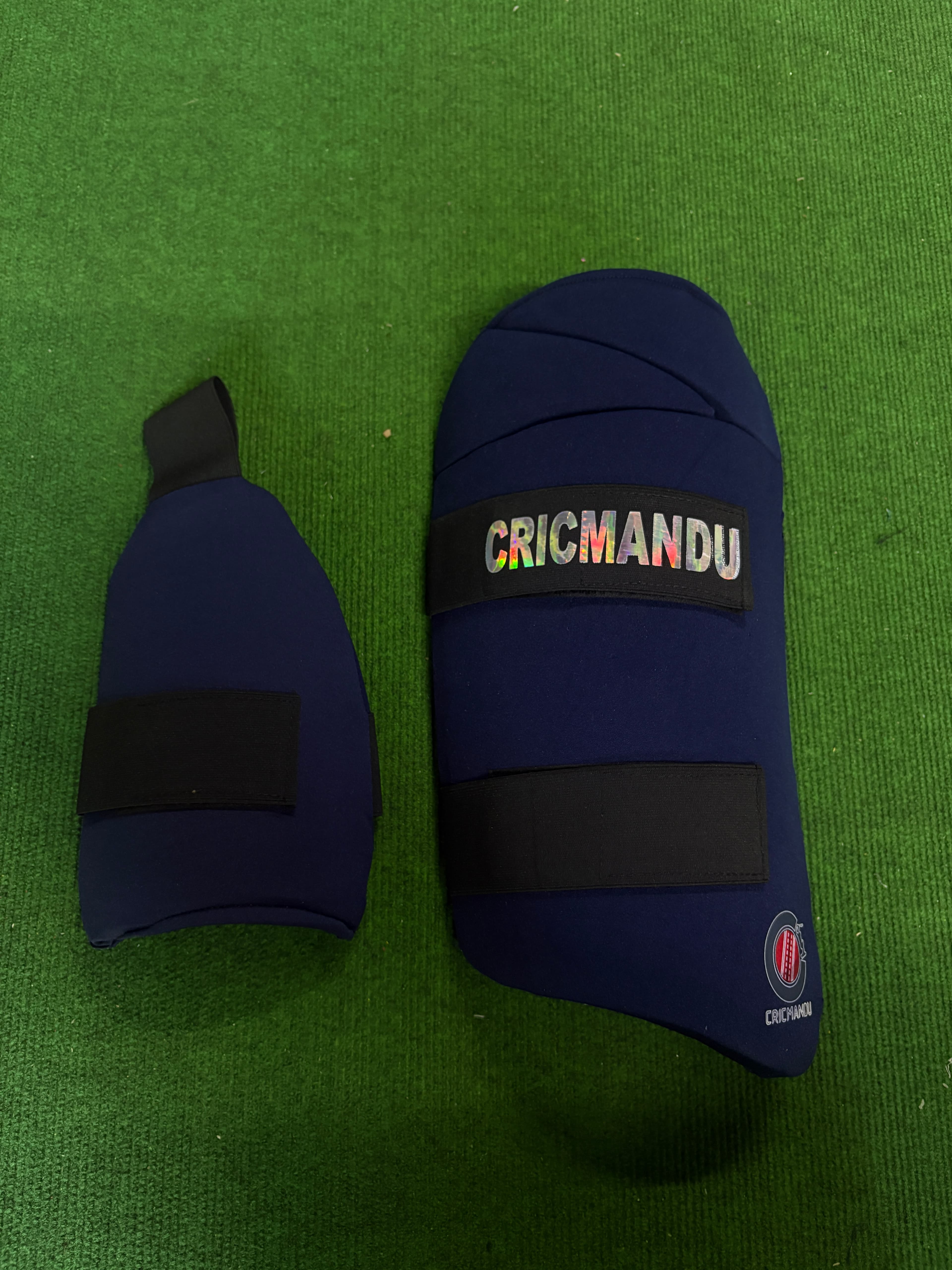 CRICMANDU THIGH PAD GOLD EDITION